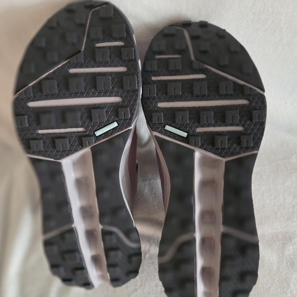 On CloudHorizon Hiking Running Shoe Sneaker Women Muave Purple/Grey Size 7.5 NEW - Picture 8 of 8